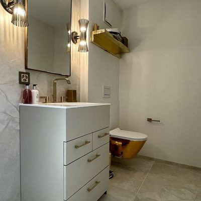 tn_bathroom_zurich_topos