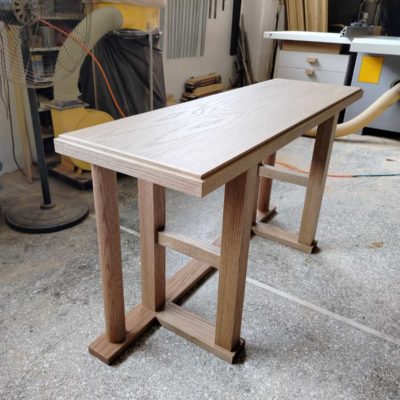 Mini desk for hotels made of oak wood, manufactured according to drawing
