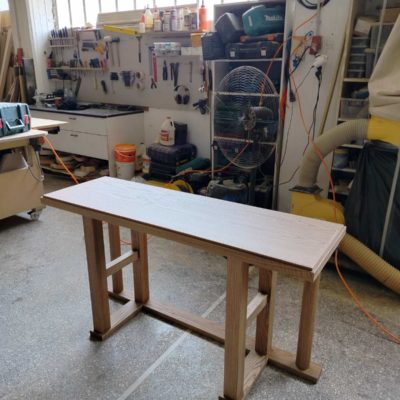 Mini desk for hotels made of oak wood, manufactured according to drawing